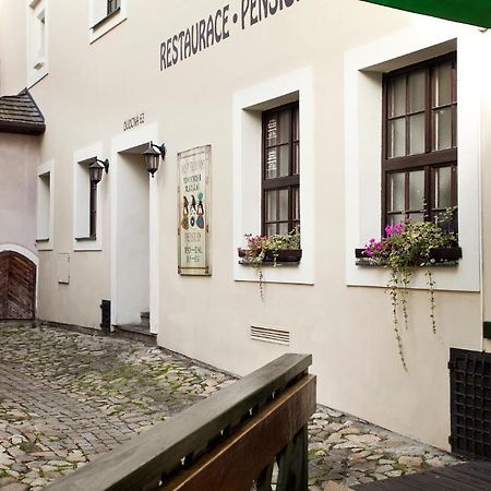 Penzion a restaurace Modrá růže Tábor Exterior foto
